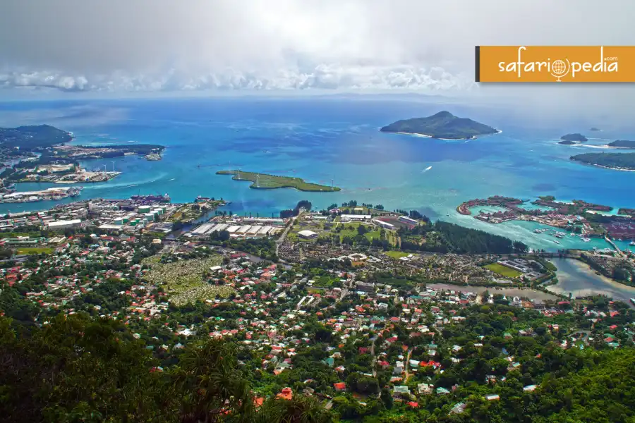 Best 10 places to visit in Seychelles blog cover image