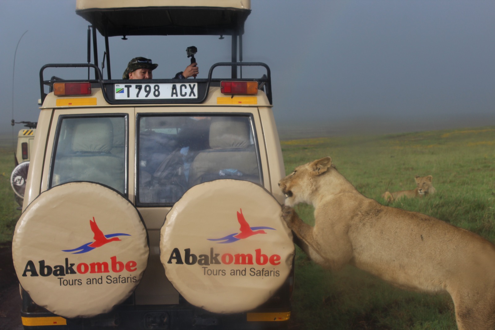 Abakombe Tours And Safaris