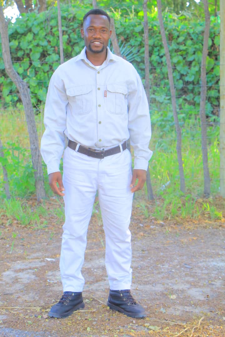 Monika shapes mobile safaris 